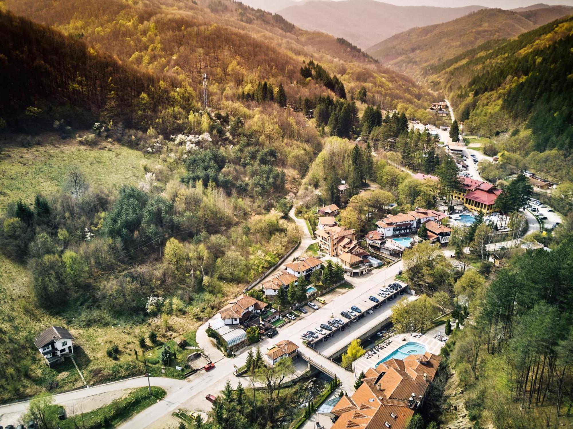 Вълеви Къщи Chiflik Exterior foto