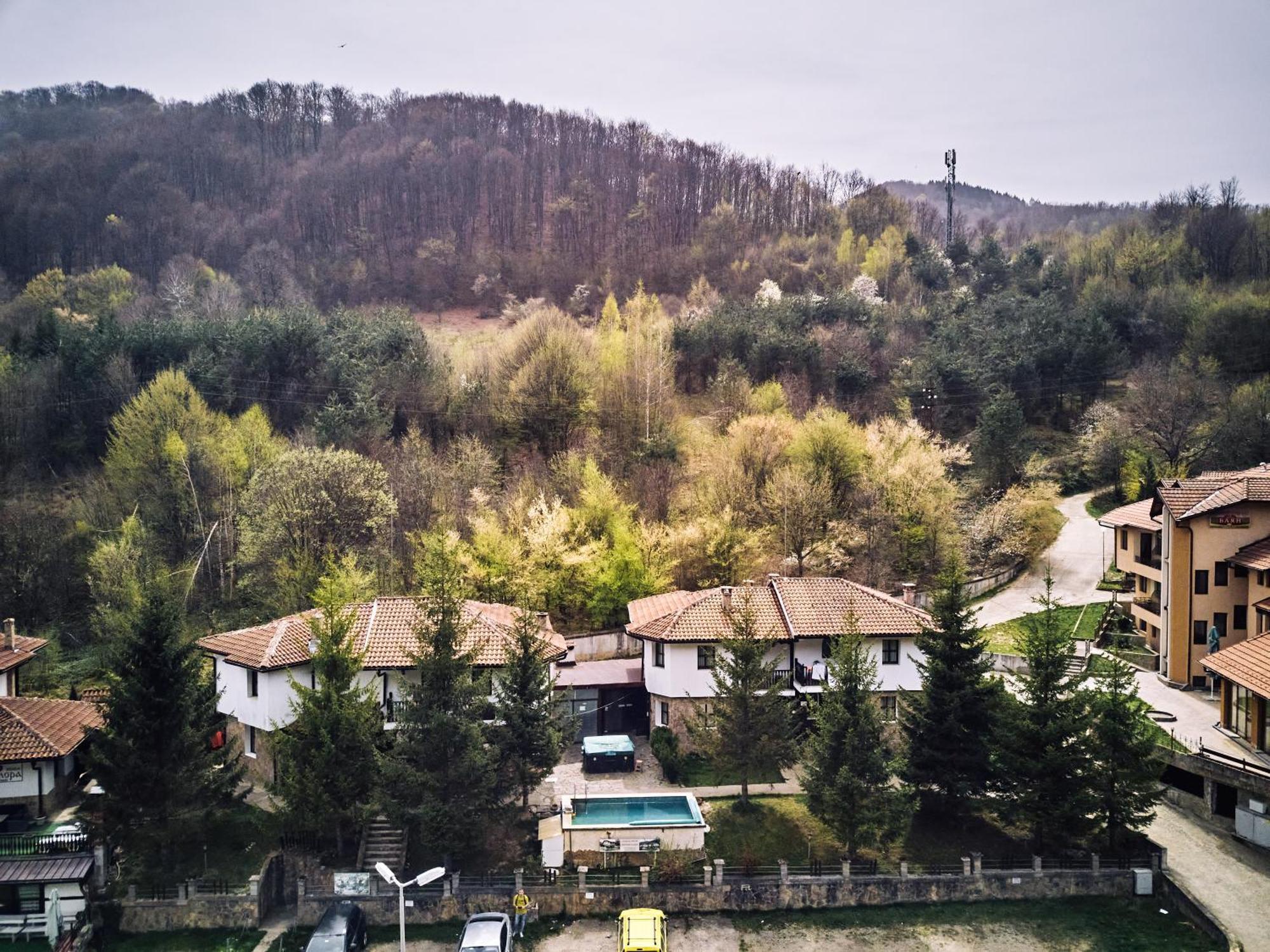 Вълеви Къщи Chiflik Exterior foto
